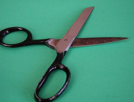 job cut scissors