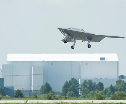 x-47b UCAS first flight