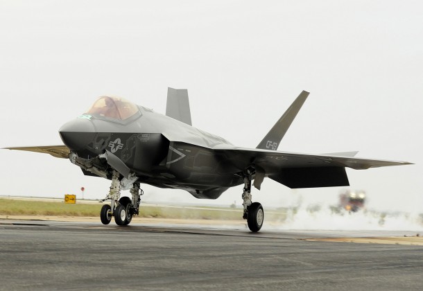 F-35C JSF catapult launch
