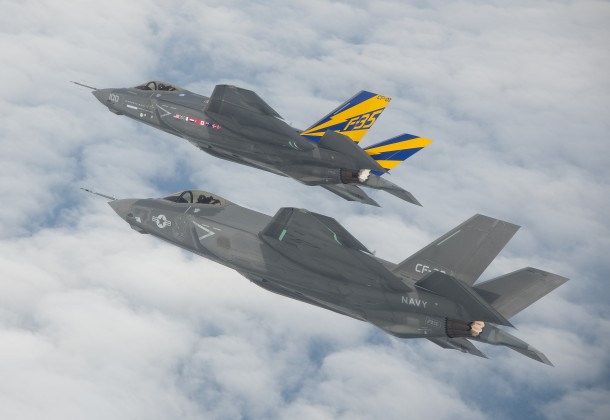 F-35C JSF formation