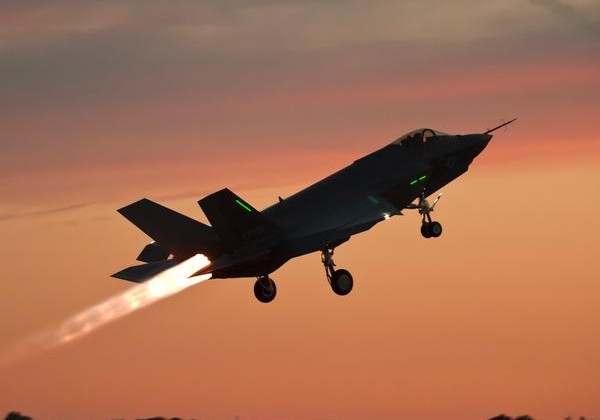 F-35C JSF night takeoff