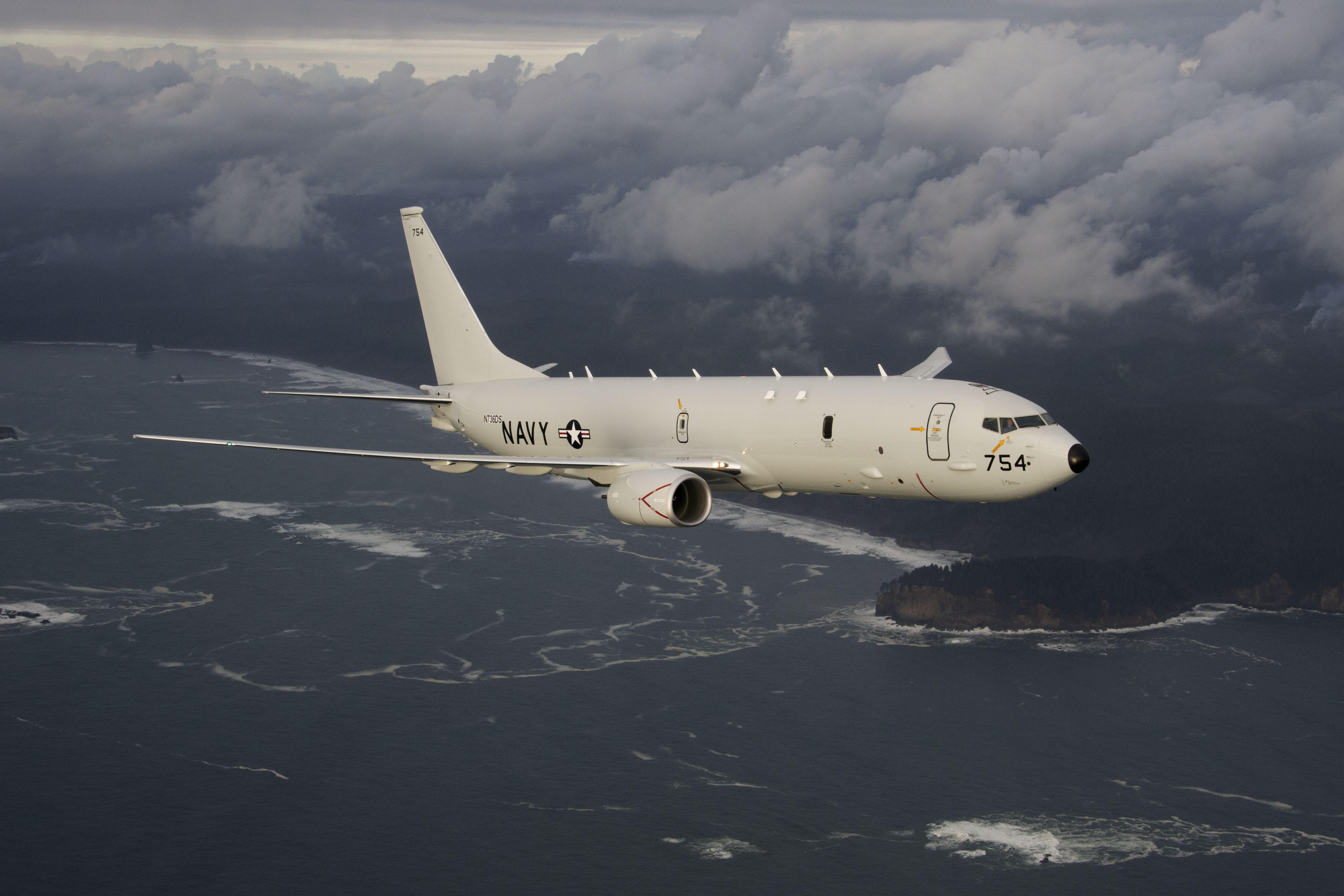 Посейдон р. Самолёт Посейдон p8. P-8a Poseidon самолет. Boeing p-8a Poseidon. Самолет разведчик p-8.